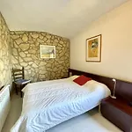 Casa 7 Pins